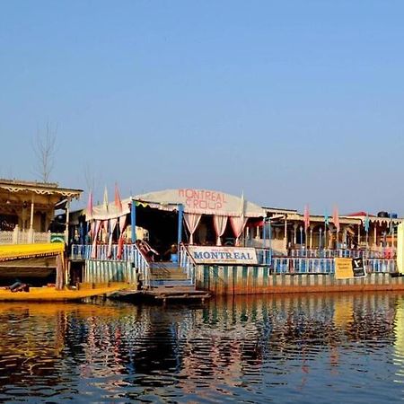 Montreal Group Of Houseboats Hotel ศรีนาการ์ ภายนอก รูปภาพ